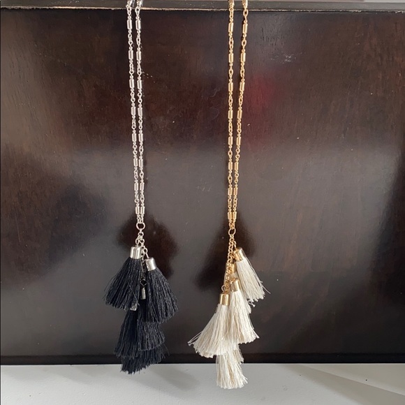 Set of 2 - Long Tassel necklaces - Picture 2 of 5